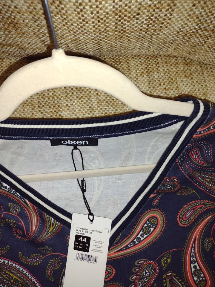 Women's V Neck Half Sleeve Tunic by Olsen Size L(14)