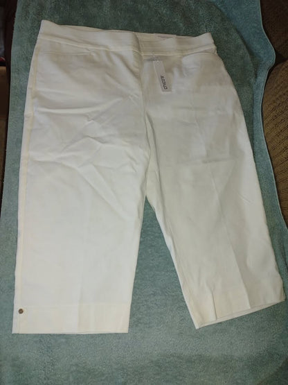 Women's Slim Leg Capris Chico's Size 14