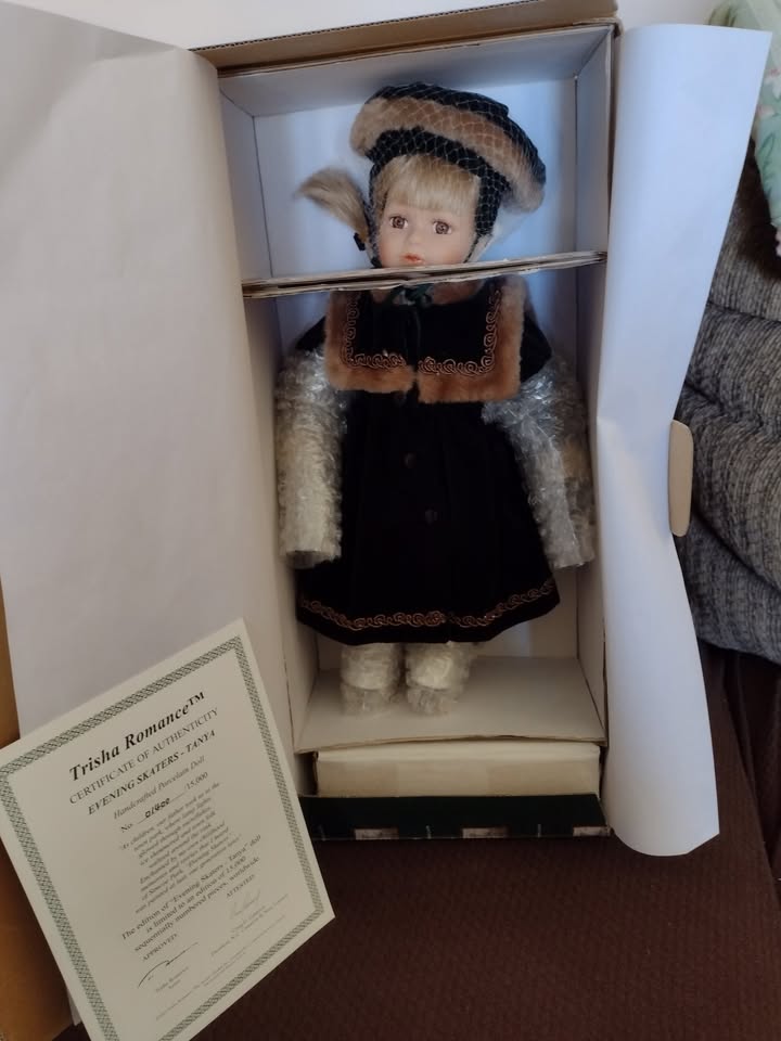 Trisha Romance Porcelain Doll in Box with Certificate