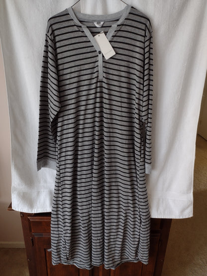 Women's Long Sleeve Nightgown/Loungewear Gray Black Stripe Size L