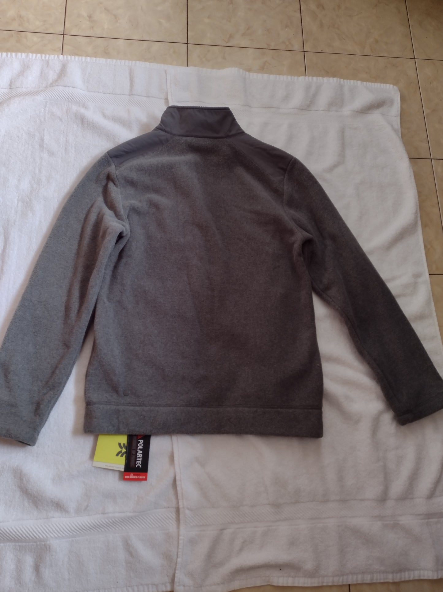 Men's Polartec Fleece Jackets Size S Gray or Black