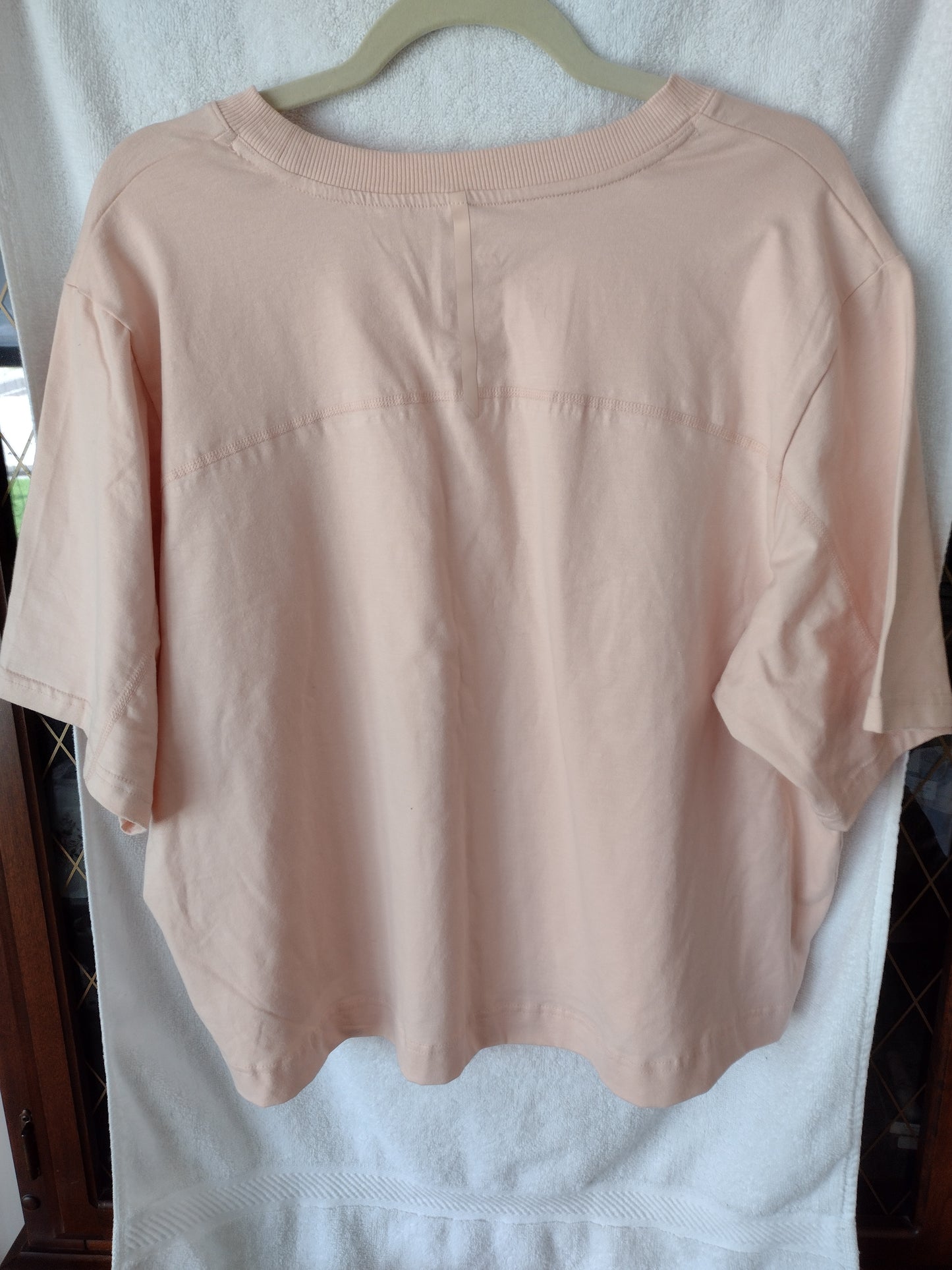 Women's Boxy Fit Cropped T-Shirt Pink Size XXL