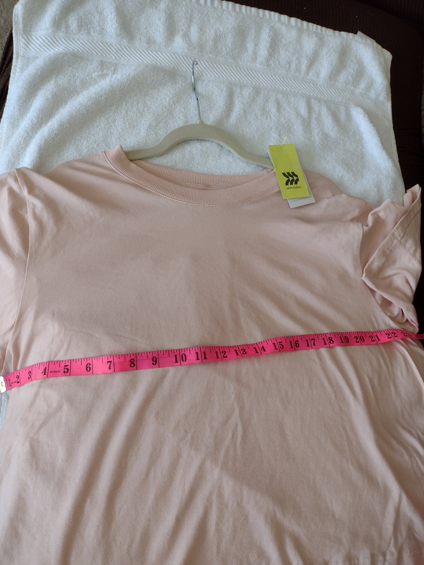 Women's Boxy Fit Cropped T-Shirt Pink Size XXL