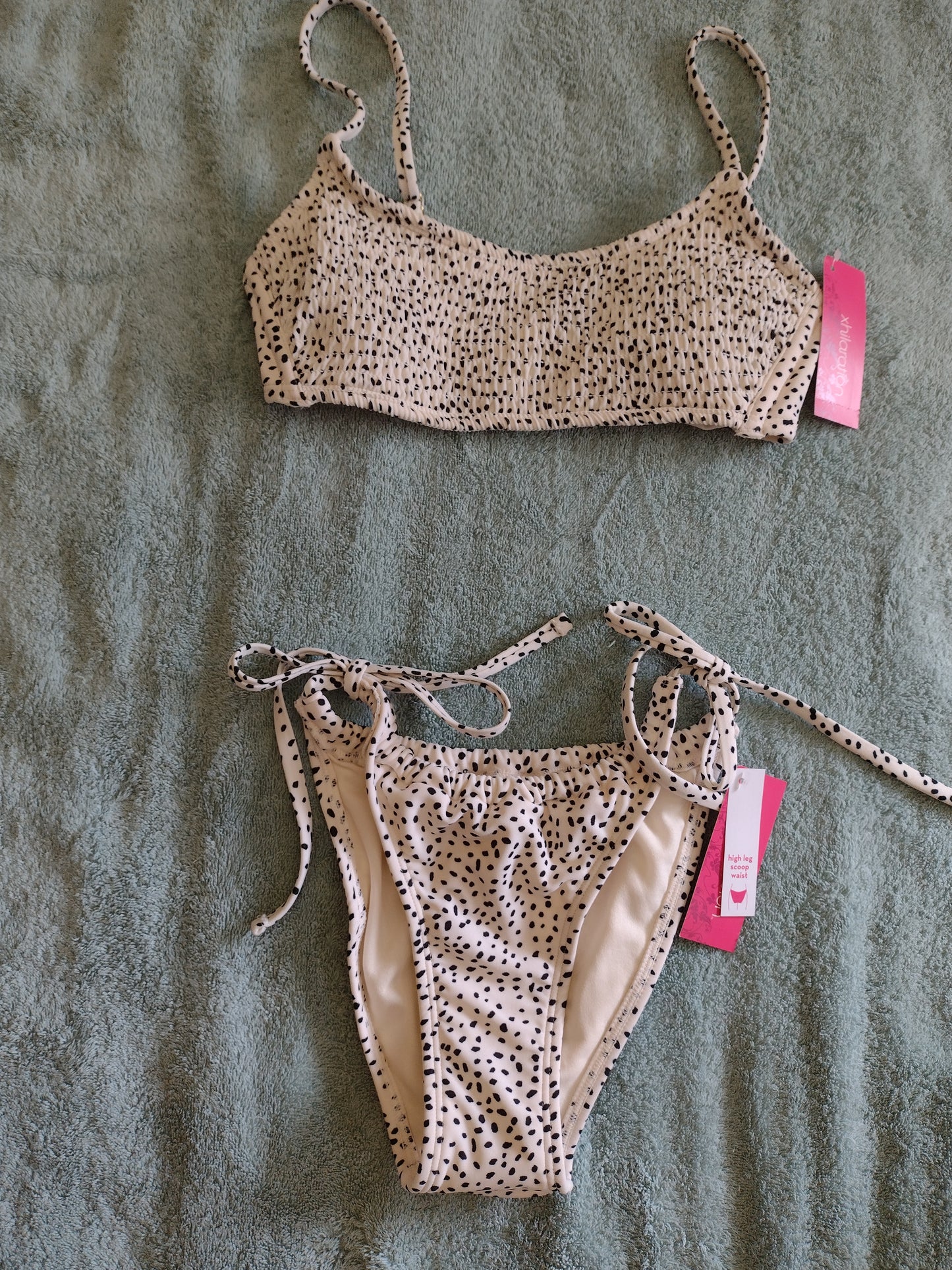 2Pcs. Xhilaration Juniors' Bikini Top & Bottoms Size S(0-2) Cream & Black