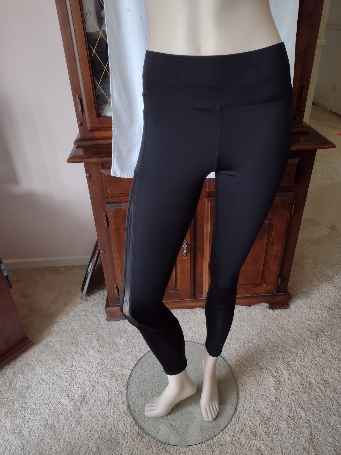 Women's Mesh Leggings with Pockets Size S Black