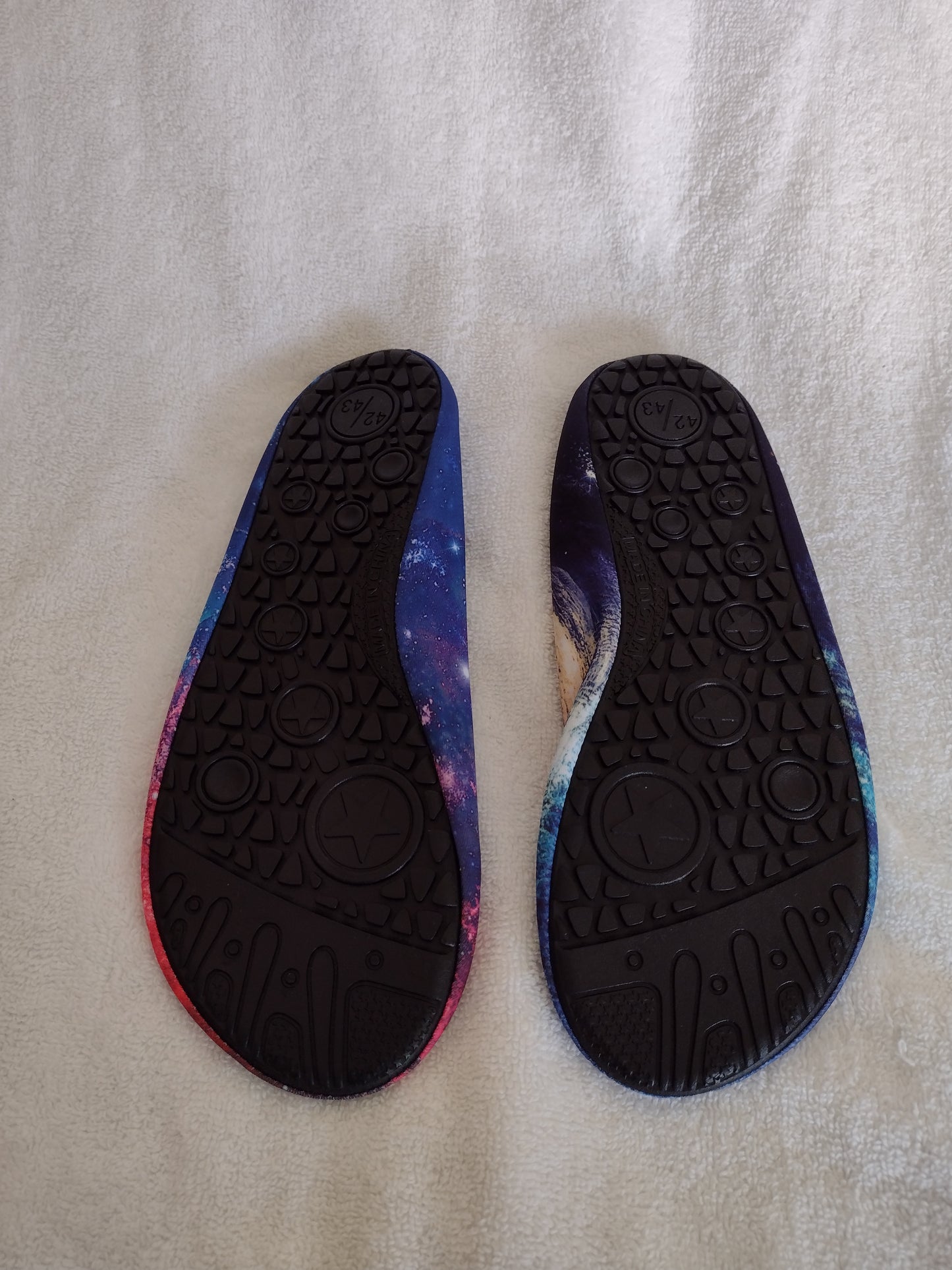 Women's Water Shoes by Met520 Size 43/11US Stary Sky