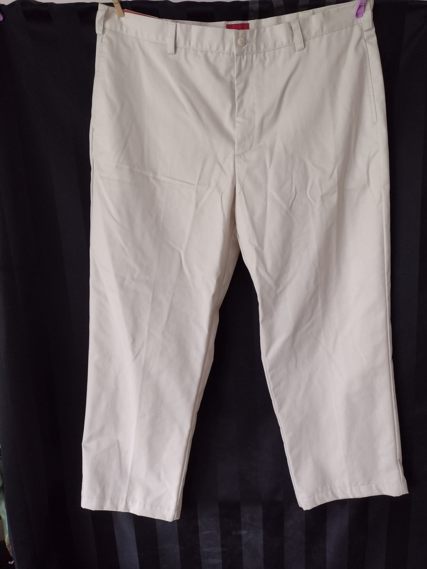 Men's Arrow Khaki Pants Pleated Size 42W 30L
