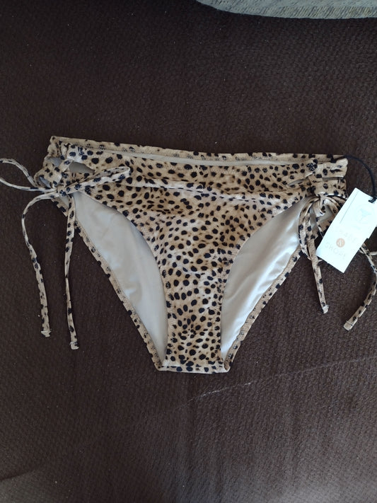 Women's Low Rise Cheeky Bikini Bottoms Sizes S, M, XL