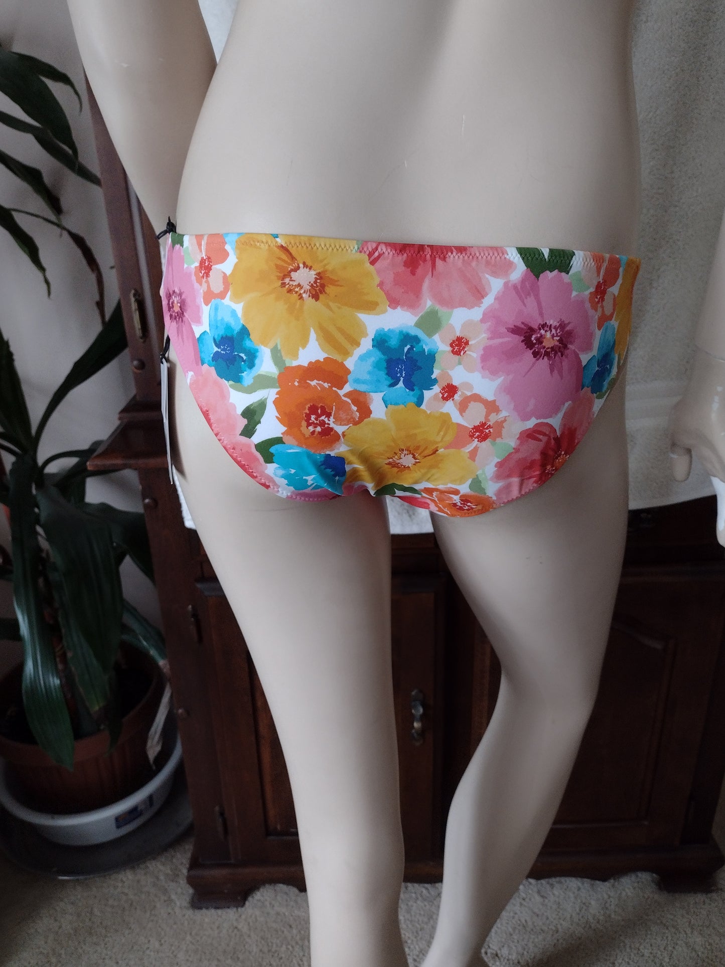 Women's Cheeky Floral Bikini Bottoms Sizes S, M