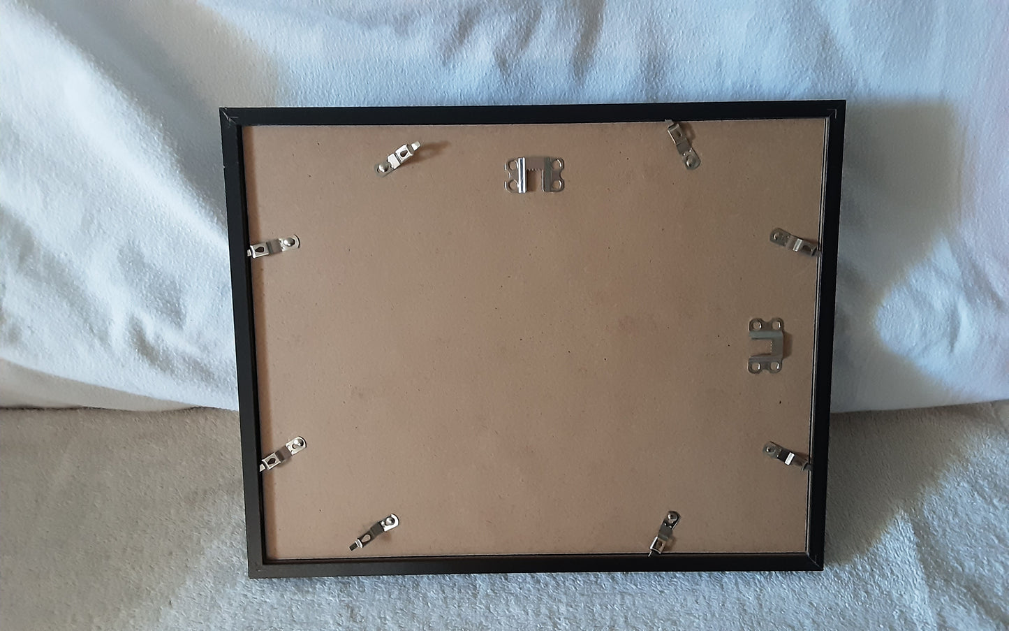 Wall mount picture frame