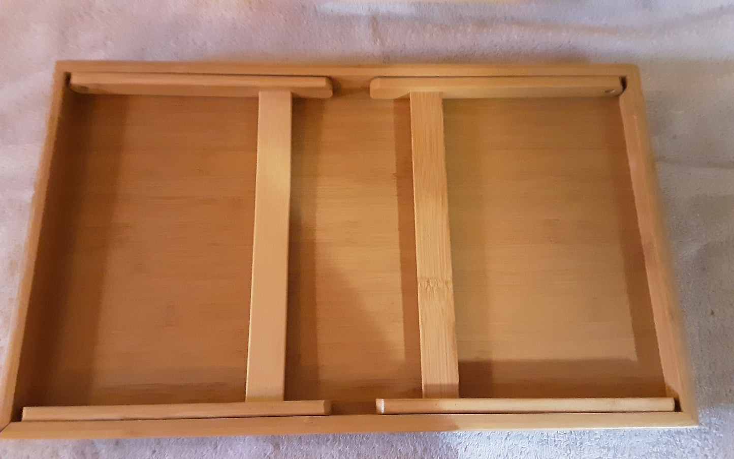 Foldable serving/laptop tray