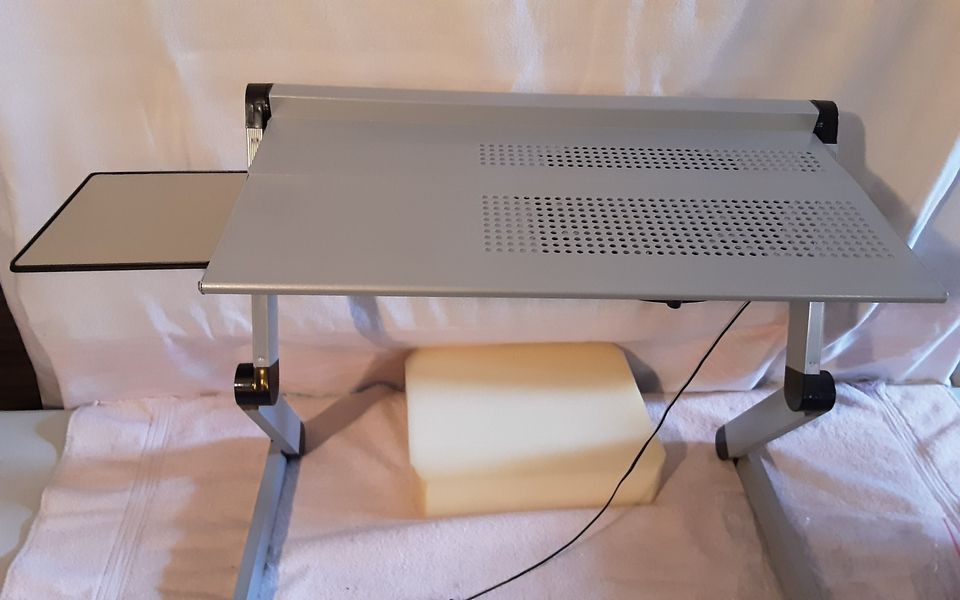 Multifunctional Laptop Table Holds Up to 17" Laptop