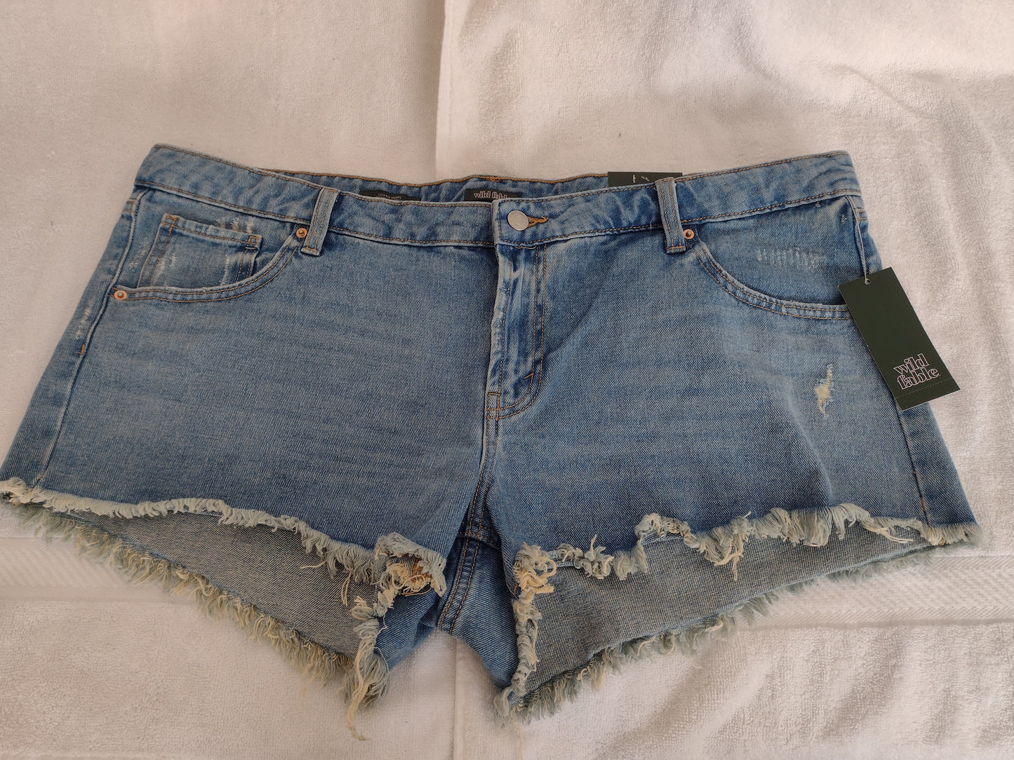 Women's Low-Rise Denim Shorts by Wild Fable~Size 18 (waistband measures 43")