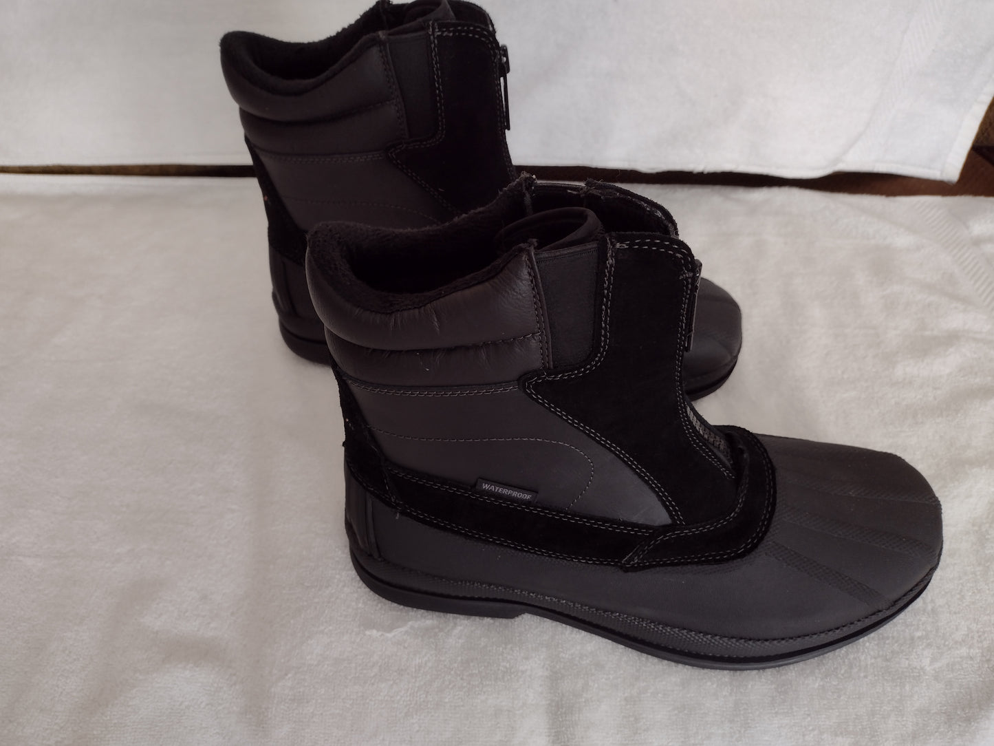 Men's Waterproof Snow Boots by Nortiv 8 Size 13 Black