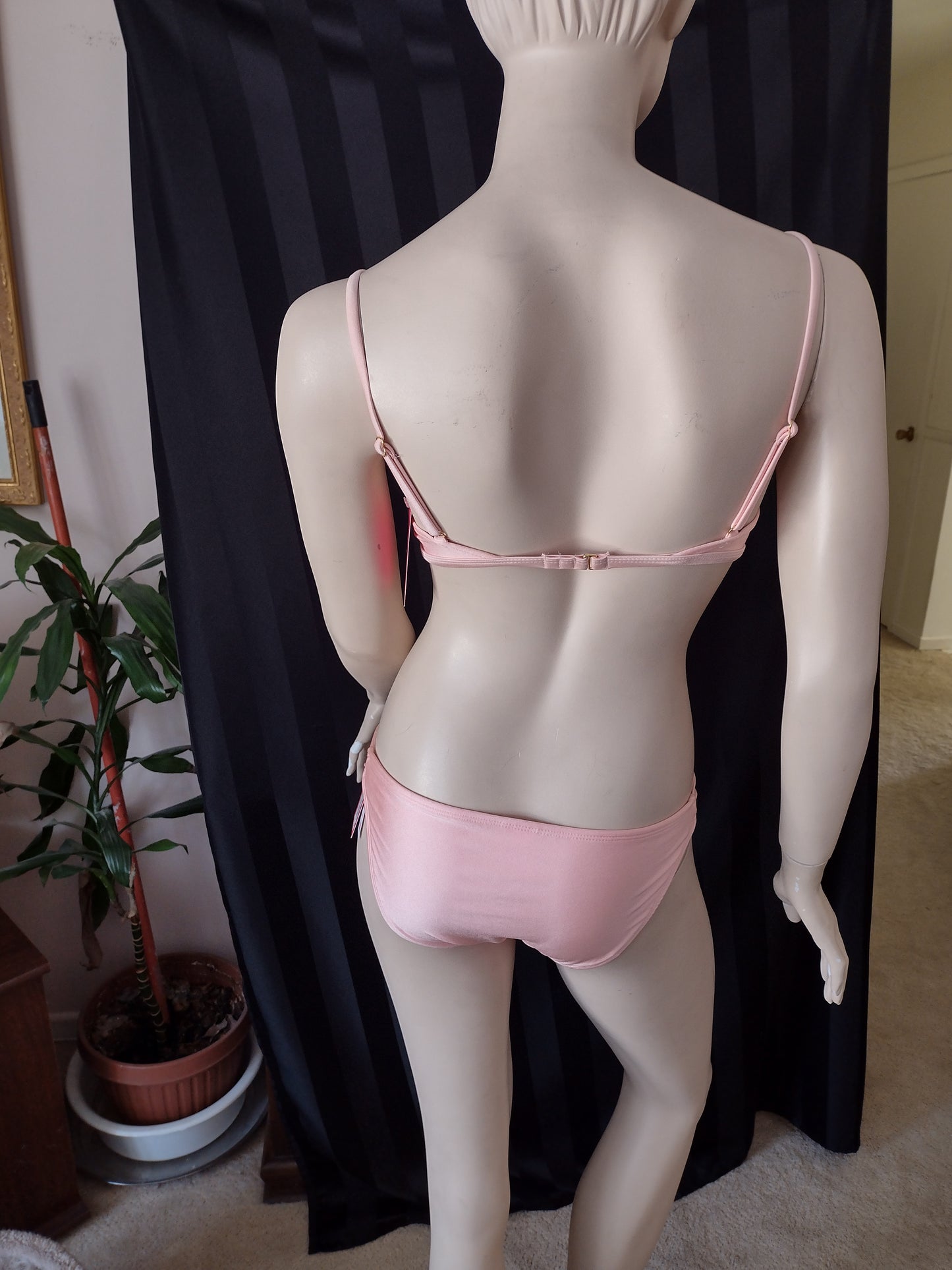 Junior Fit Bikini Tops & Bottoms Pink Size S (0-2)