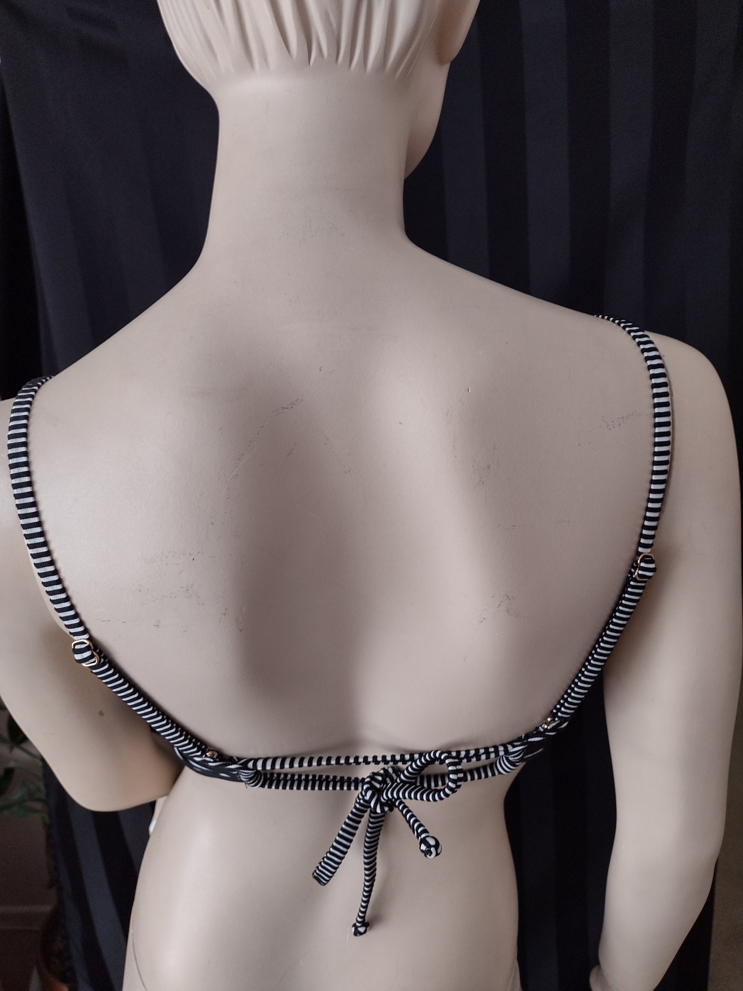 Women's Shade & Shore Triangle Halter Bikini Top Black & White Stripe Size S
