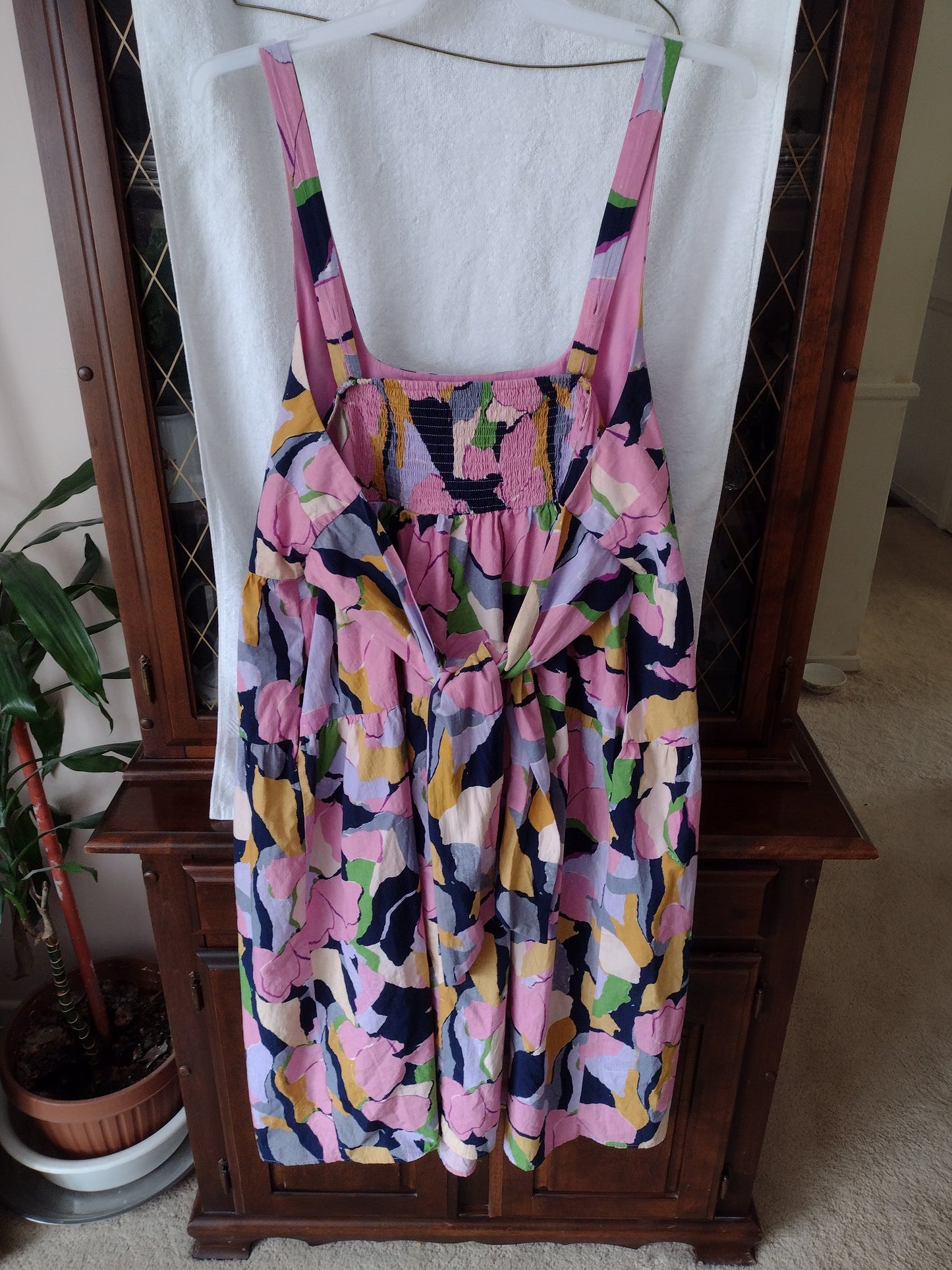 Women's Plus Size Pink Floral Sleeveless Dress with Back Tie Size 2X