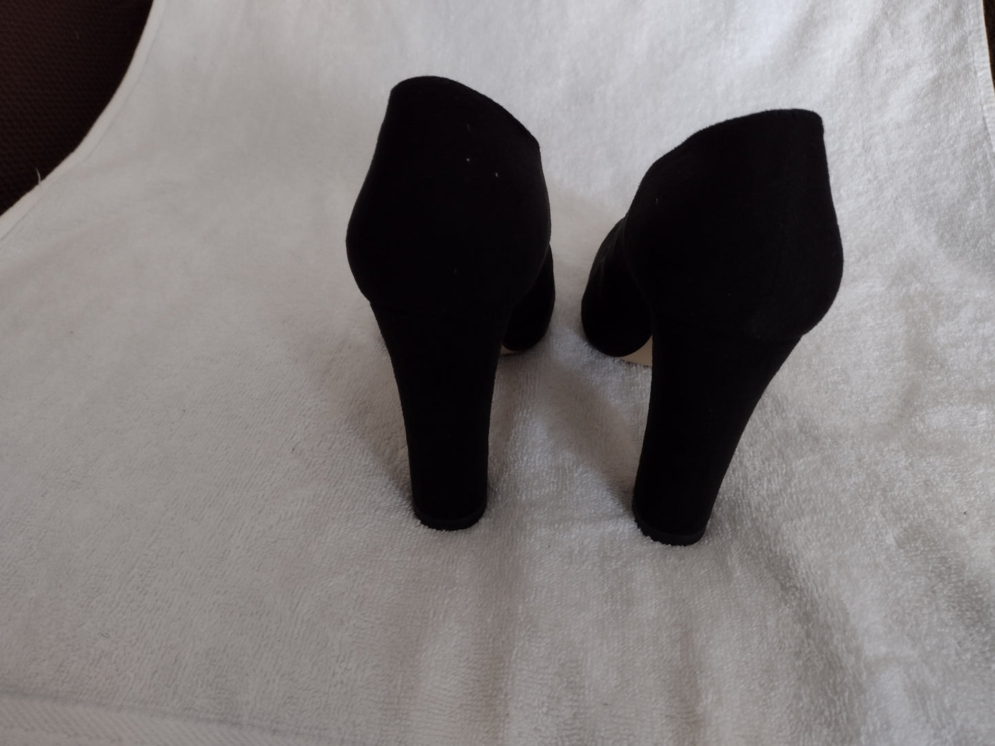 Black Velvet Stiletto Heels Party Dress Shoes by Miss Shoe Style 364-1 Size 9