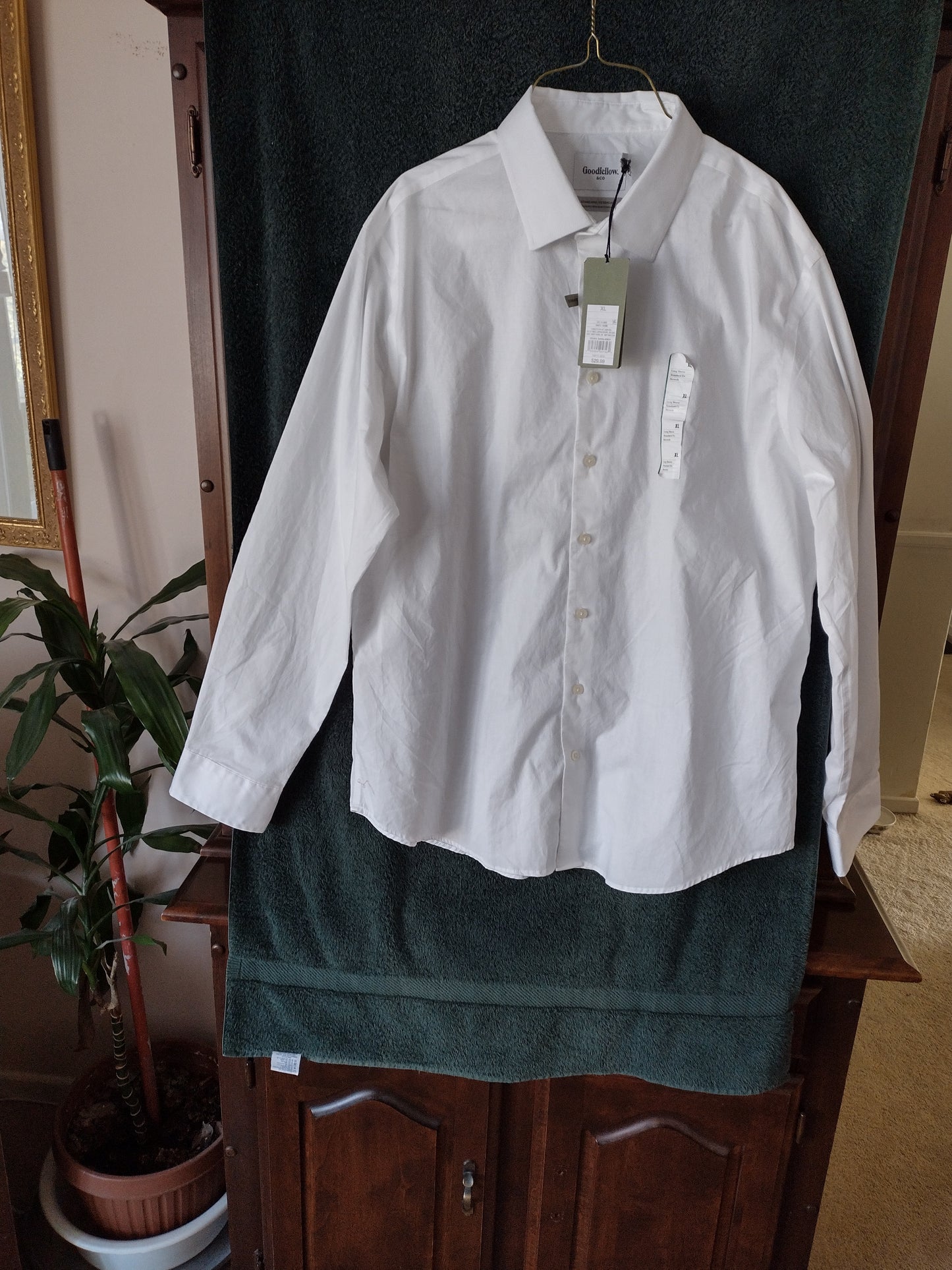 Men's White Dress Shirt Size XL Standard Fit