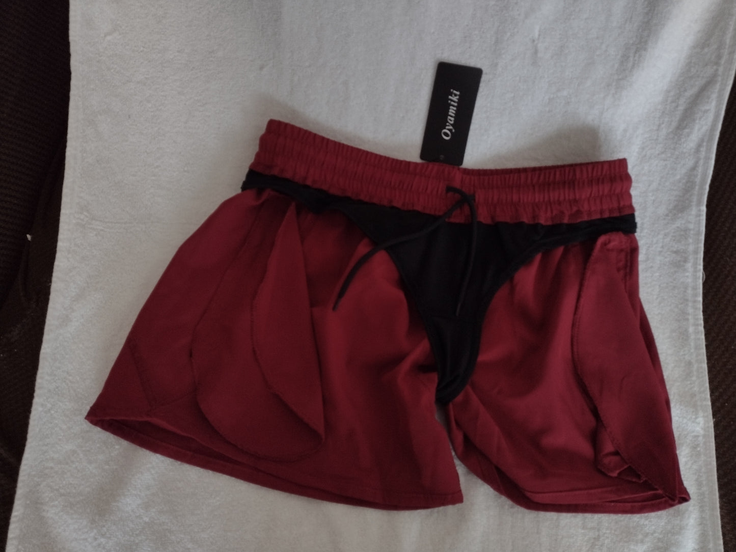 Women's Athletic Running/Workout Shorts with Zippered Pockets Size S